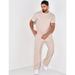 Ensemble t-shirt et pantalon