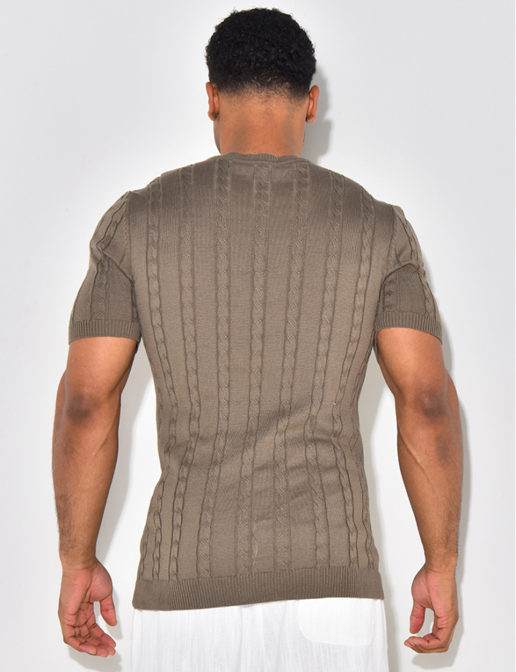 T-shirt relief T-shirt relief