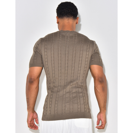 T-shirt relief T-shirt relief