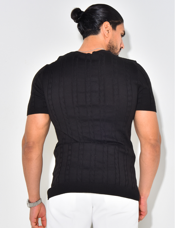 T-shirt relief T-shirt relief