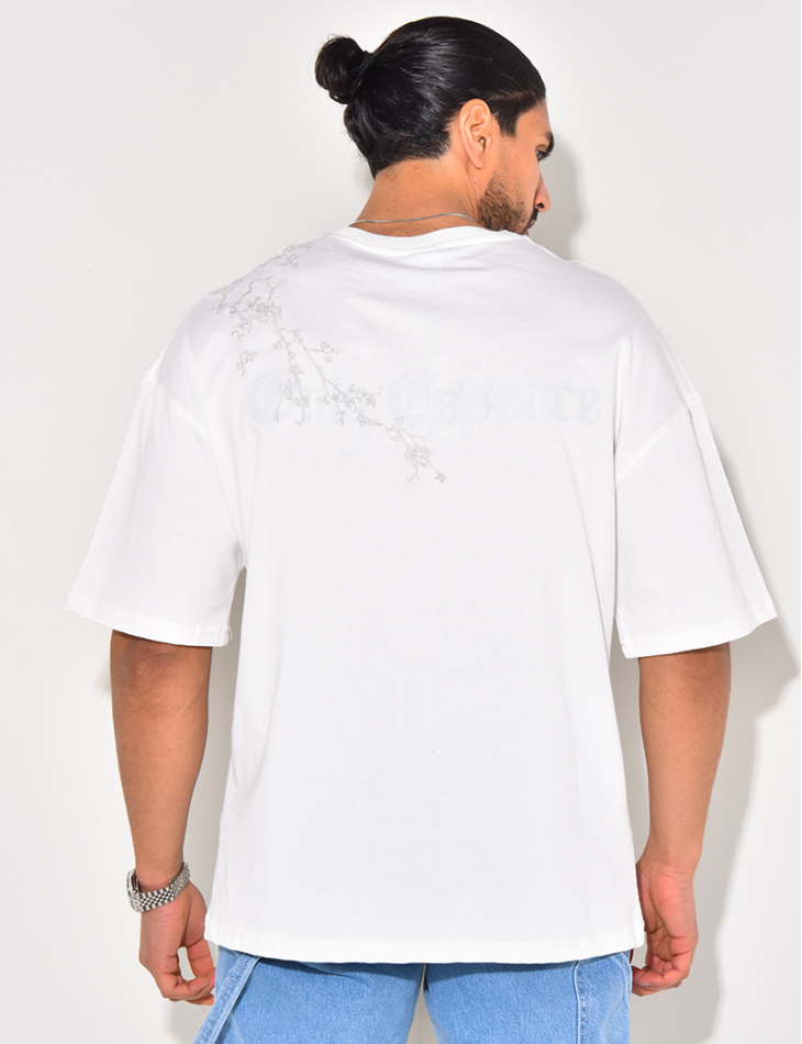 T-shirt "Only essence" T-shirt "Only essence"