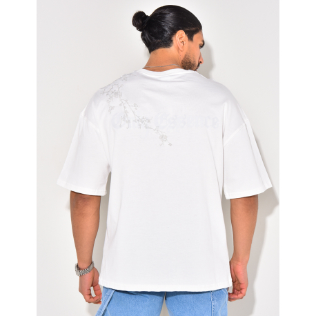 T-shirt "Only essence" T-shirt "Only essence"