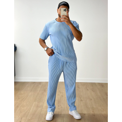 Ensemble t-shirt et pantalon Ensemble t-shirt et pantalon