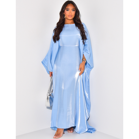 Loose-fitting abaya in iridescent fabric