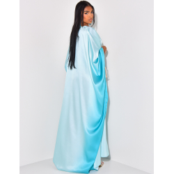 Schmetterlingskleid aus Satin mit Tie and Dye-Muster.