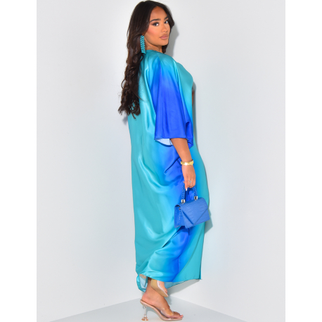 Robe en satin ample ajustée à la taille effet tie and dye Robe en satin ample ajustée à la taille effet tie and dye