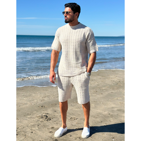 Ensemble short et t-shirt ajouré Ensemble short et t-shirt ajouré