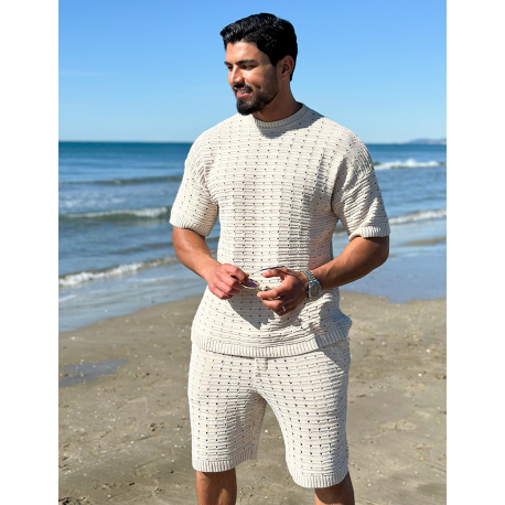 Ensemble short et t-shirt ajouré Ensemble short et t-shirt ajouré