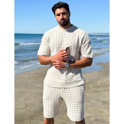 Ensemble short et t-shirt ajouré Ensemble short et t-shirt ajouré
