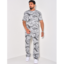 Ensemble pantalon et t-shirt à motifs Ensemble pantalon et t-shirt à motifs