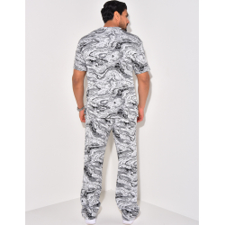Ensemble pantalon et t-shirt à motifs Ensemble pantalon et t-shirt à motifs