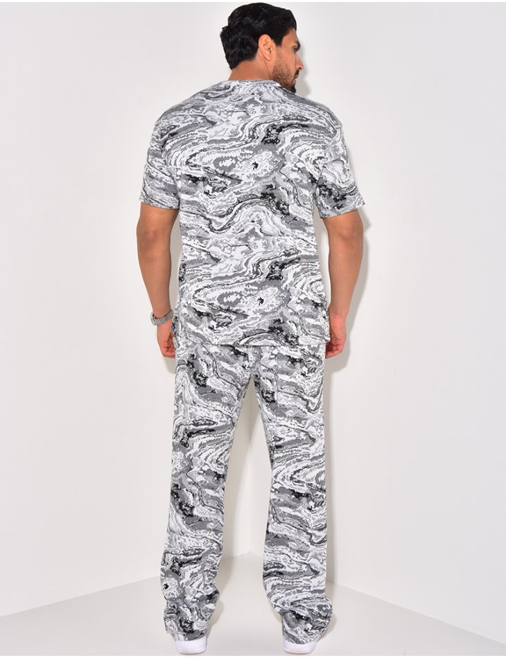 Ensemble pantalon et t-shirt à motifs Ensemble pantalon et t-shirt à motifs