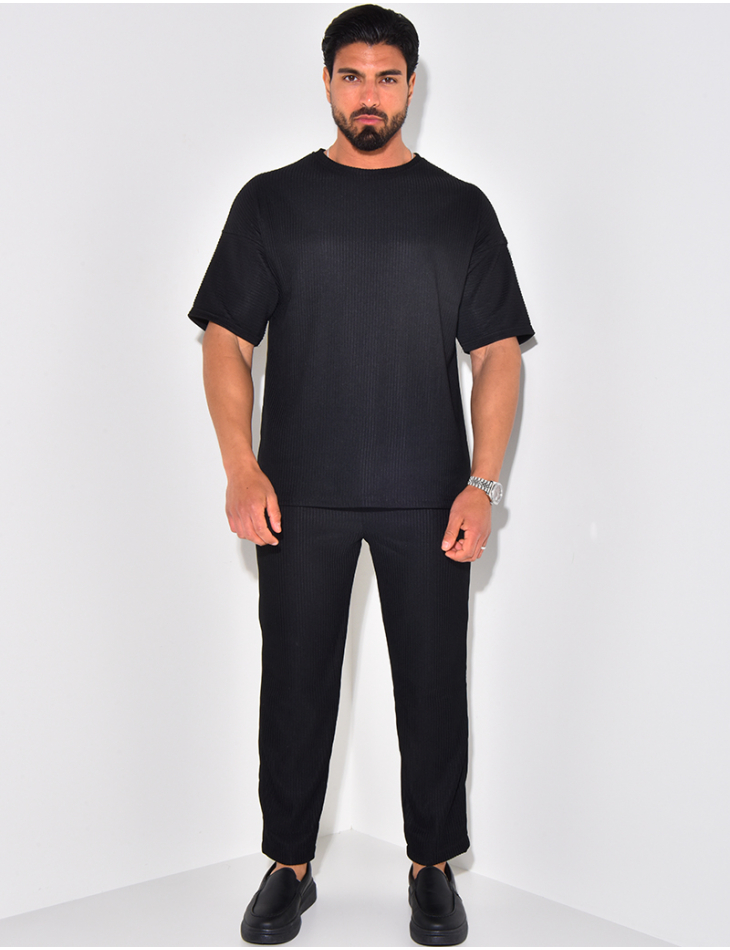 Ensemble pantalon et t-shirt plissé