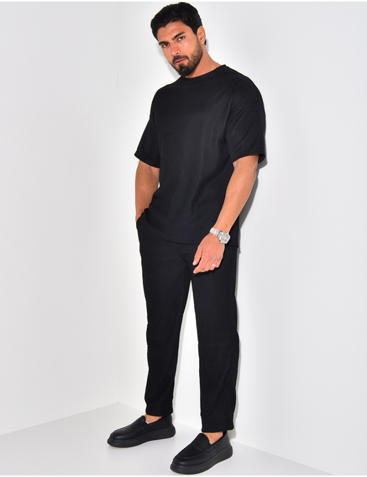 Ensemble pantalon et t-shirt plissé