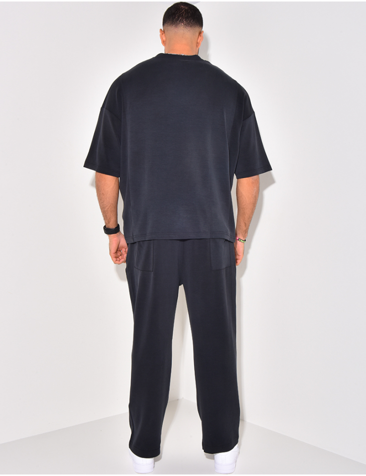 Ensemble pantalon et t-shirt Ensemble pantalon et t-shirt