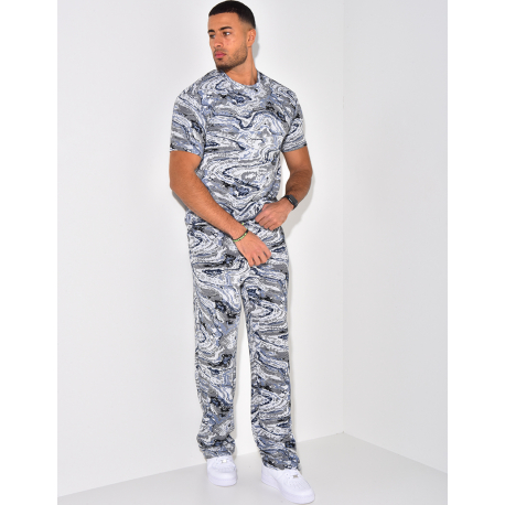 Ensemble pantalon et t-shirt à motifs Ensemble pantalon et t-shirt à motifs