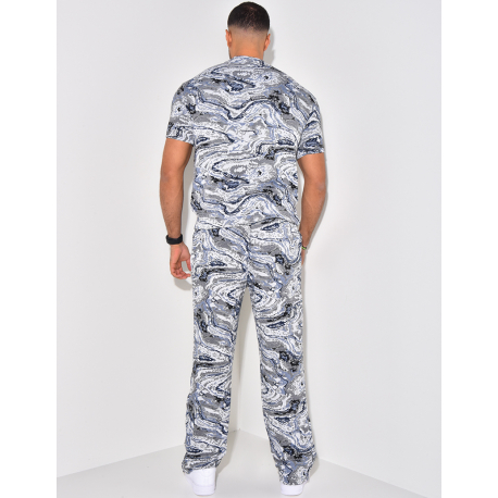 Ensemble pantalon et t-shirt à motifs Ensemble pantalon et t-shirt à motifs