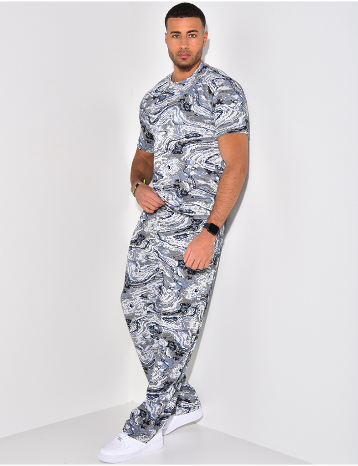 Ensemble pantalon et t-shirt à motifs Ensemble pantalon et t-shirt à motifs