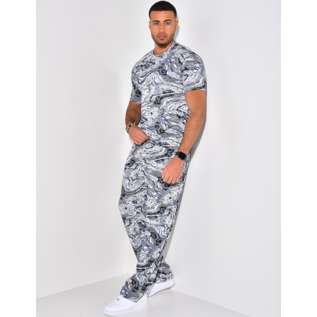 Ensemble pantalon et t-shirt à motifs Ensemble pantalon et t-shirt à motifs
