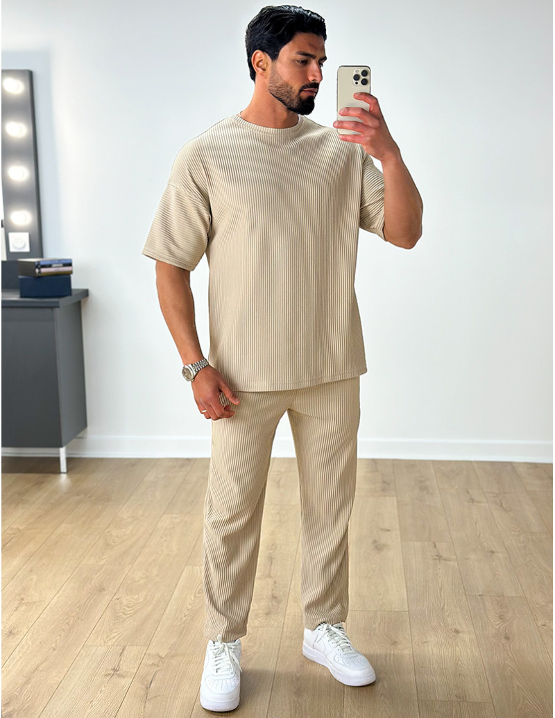 Ensemble pantalon et t-shirt plissé