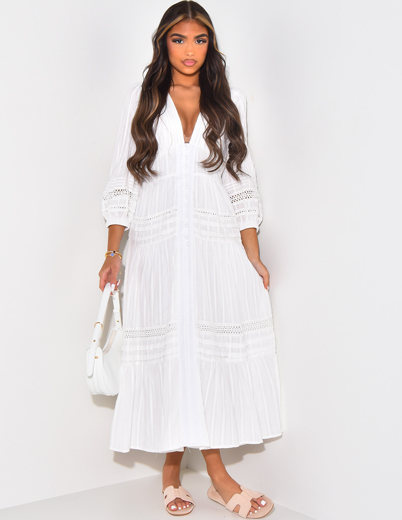 Robe longue en coton brodée à boutonner