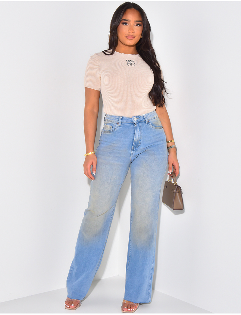 jeans-coupe-droite-delave.jpg
