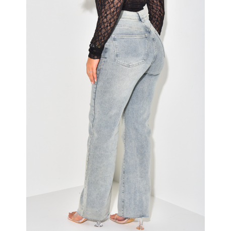 Jeans stretchy coupe droite à délavage vintage