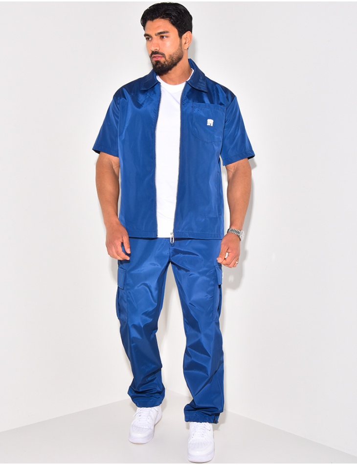 Ensemble cargo avec arc de triomphe Ensemble cargo avec arc de triomphe