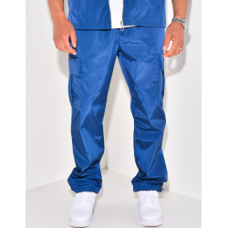 Ensemble cargo avec arc de triomphe Ensemble cargo avec arc de triomphe