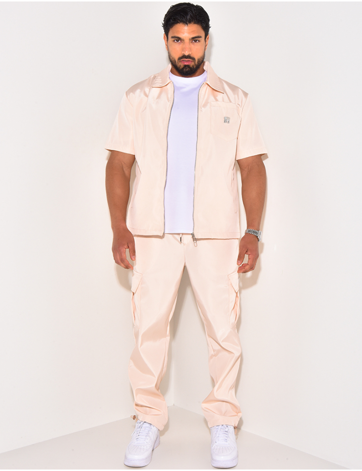 Ensemble cargo avec arc de triomphe Ensemble cargo avec arc de triomphe