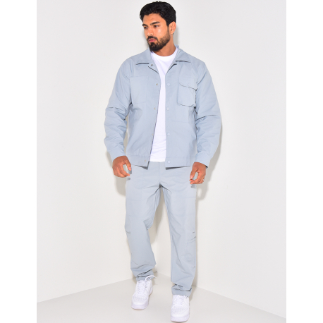 Ensemble fin pantalon et chemise à boutons pressions Ensemble fin pantalon et chemise à boutons pressions