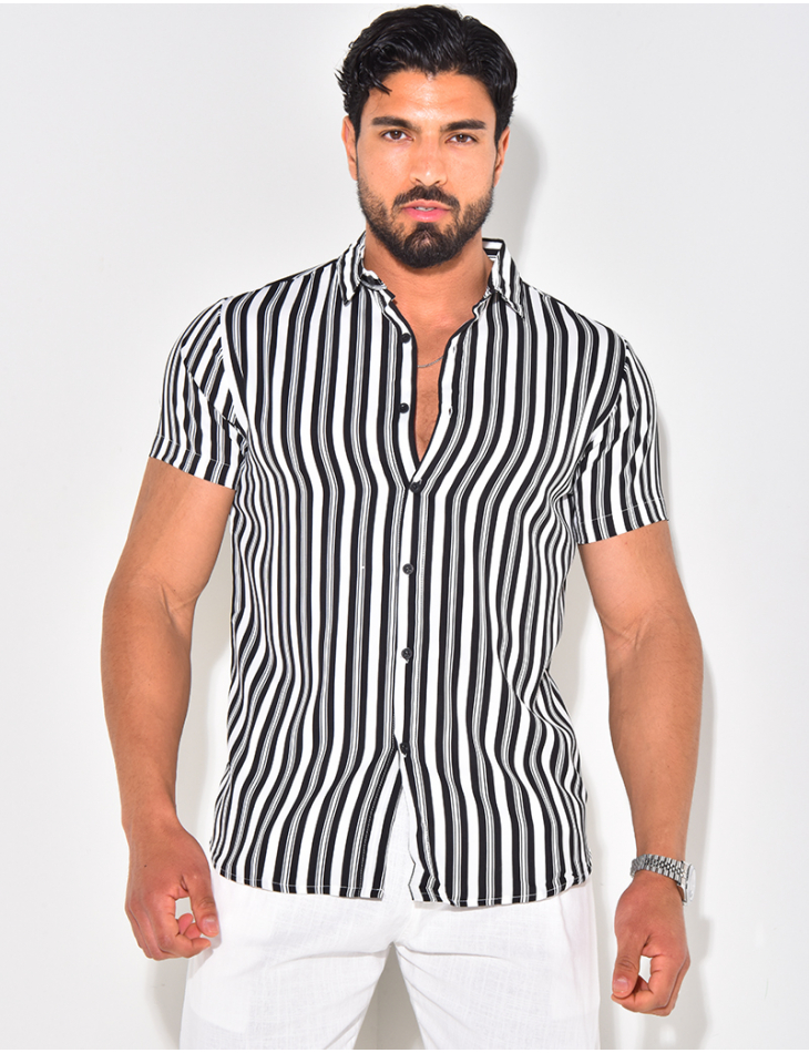 Chemise manches courtes à rayures Chemise manches courtes à rayures