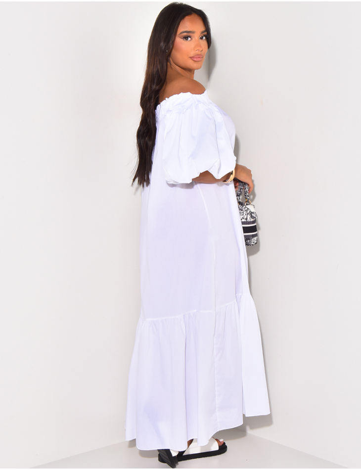 Robe a volants et manches bouffantes