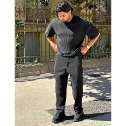 Ensemble t-shirt et pantalon