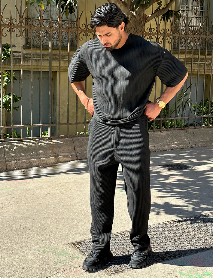 Ensemble t-shirt et pantalon