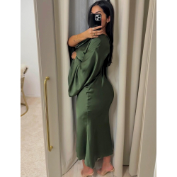 Langes Satinkleid mit drapiertem Kragen & ausgestellten Ärmeln *in beide Richtungen tragbar Langes Satinkleid mit drapiertem Kragen & ausgestellten Ärmeln *in beide Richtungen tragbar