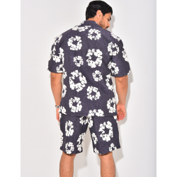 Ensemble short et chemise à fleurs