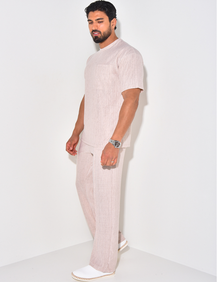 Ensemble texturé pantalon et t-shirt à poche Ensemble texturé pantalon et t-shirt à poche