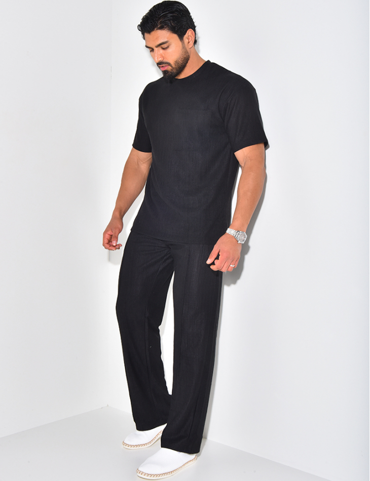 Ensemble texturé pantalon et t-shirt à poche Ensemble texturé pantalon et t-shirt à poche