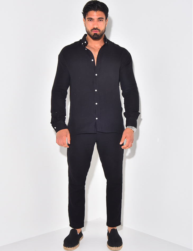 Ensemble pantalon resserré et chemise en coton