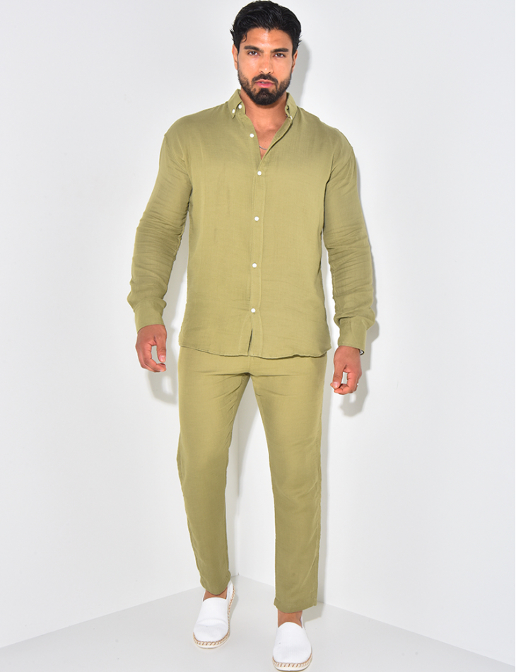 Ensemble pantalon resserré et chemise en coton Ensemble pantalon resserré et chemise en coton