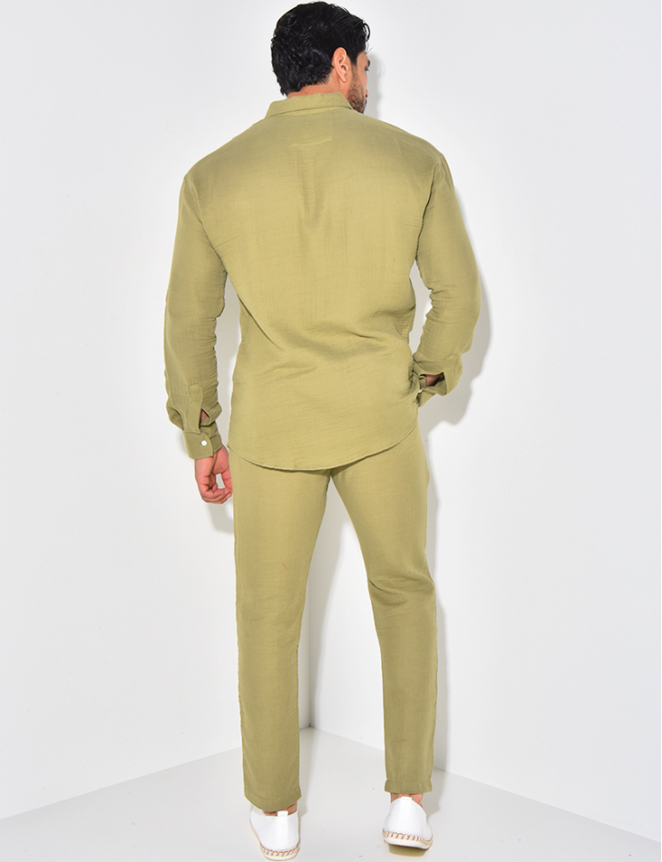 Ensemble pantalon resserré et chemise en coton Ensemble pantalon resserré et chemise en coton