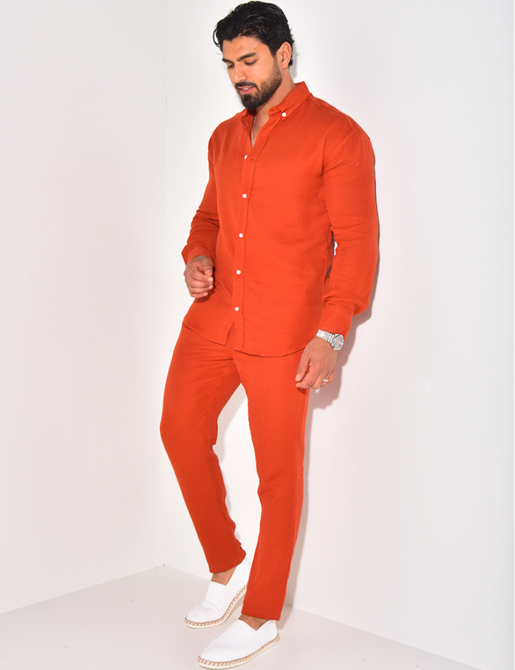 Ensemble pantalon resserré et chemise en coton Ensemble pantalon resserré et chemise en coton