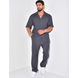 Ensemble pantalon et chemise manches courtes texturé Ensemble pantalon et chemise manches courtes texturé