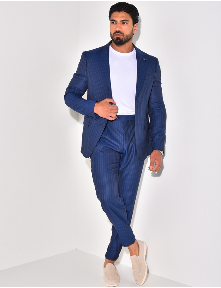 Ensemble de costume 3 pièces à rayures Ensemble de costume 3 pièces à rayures