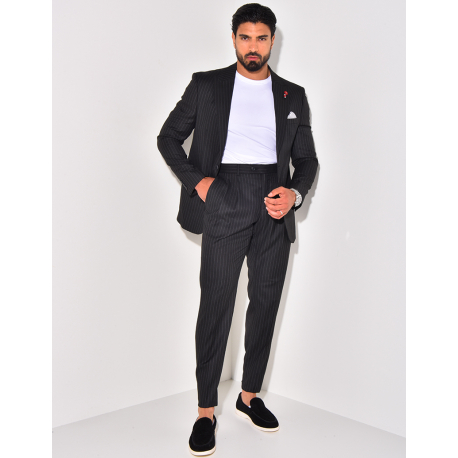 Ensemble de costume 3 pièces à rayures Ensemble de costume 3 pièces à rayures