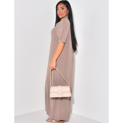 Langes Kleid mit Polokragen