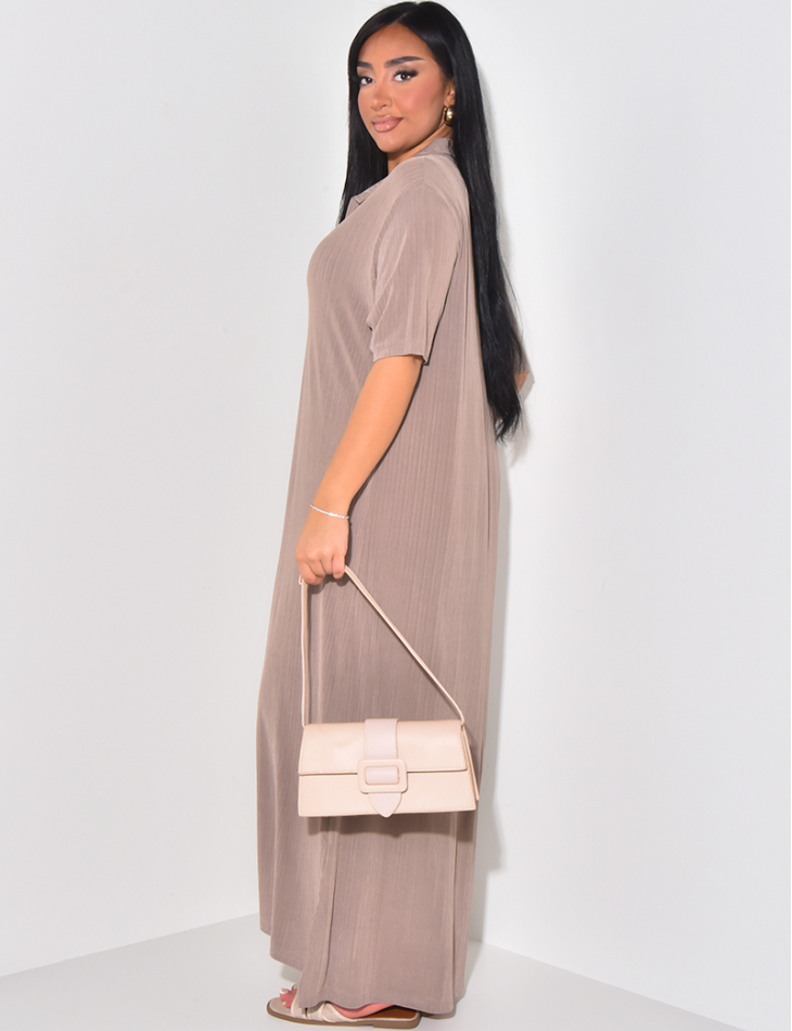 Langes Kleid mit Polokragen