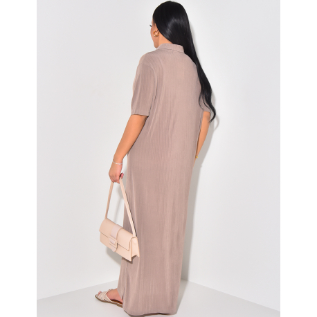 Langes Kleid mit Polokragen