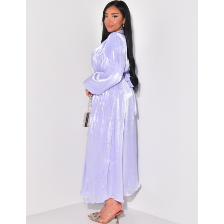 Robe longue à boutons dorés et ceinture